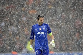 乐鱼娱乐-中超球迷助威现场气氛火爆，中超助攻榜2020